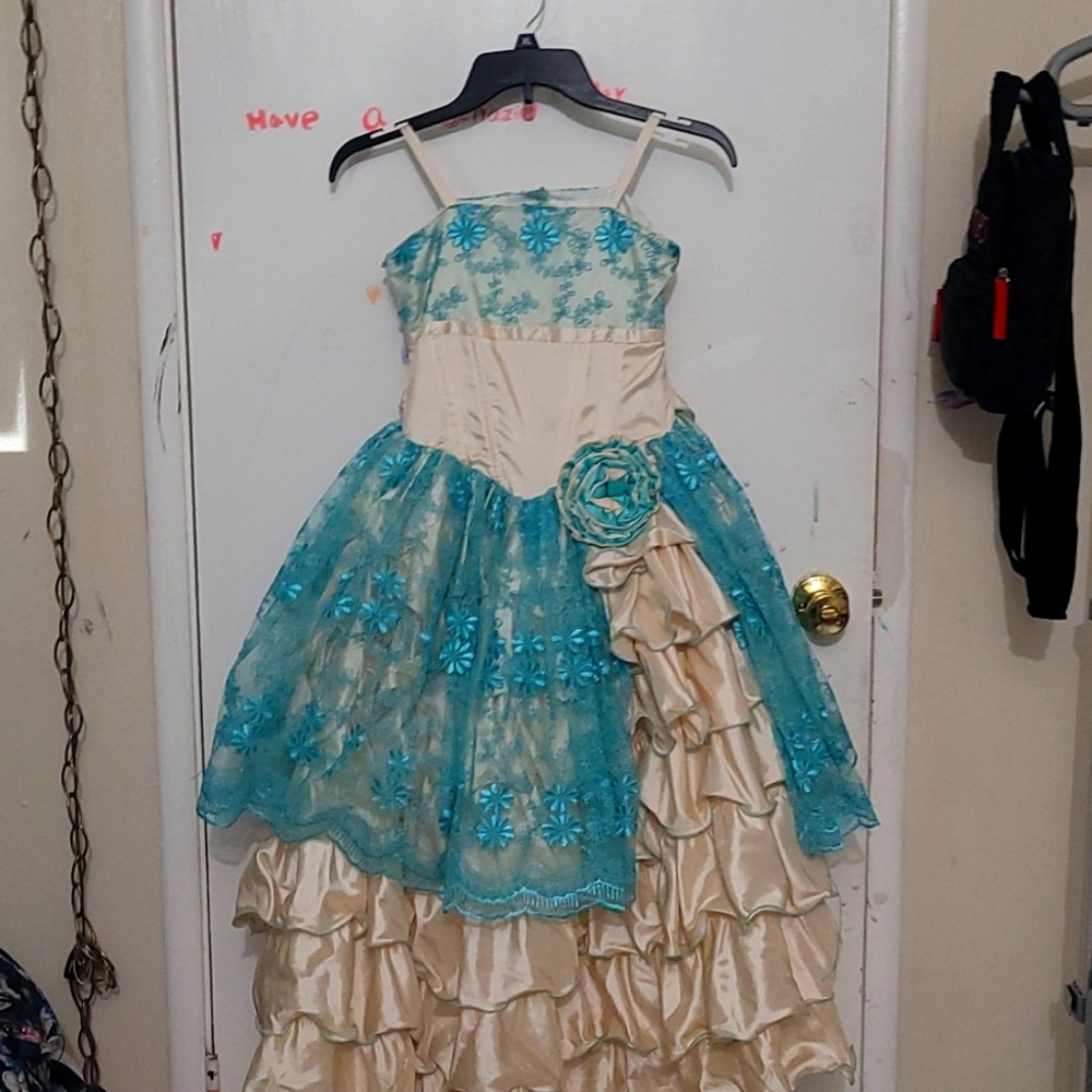 A cute  Beautiful dress